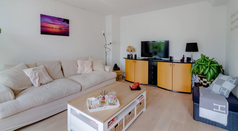 House Image 3