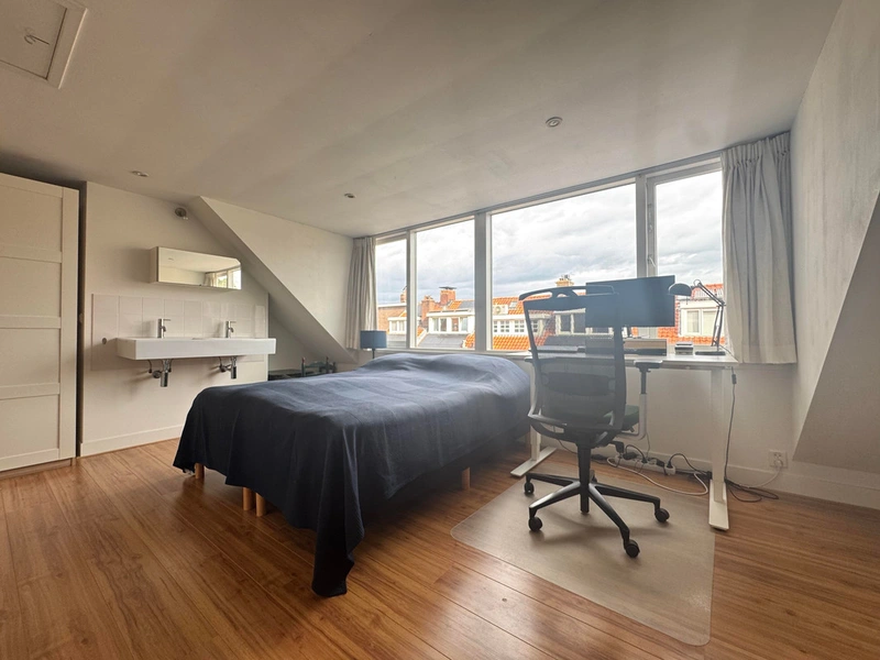House Image 5