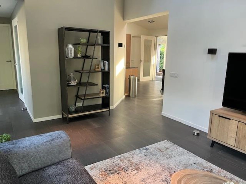 House Image 4