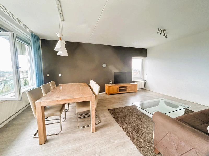 House Image 3