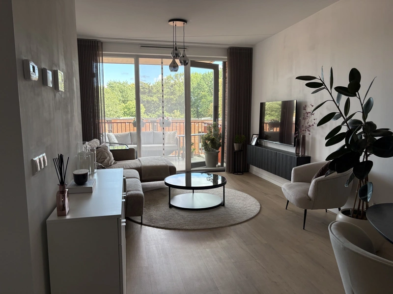 House Image 5