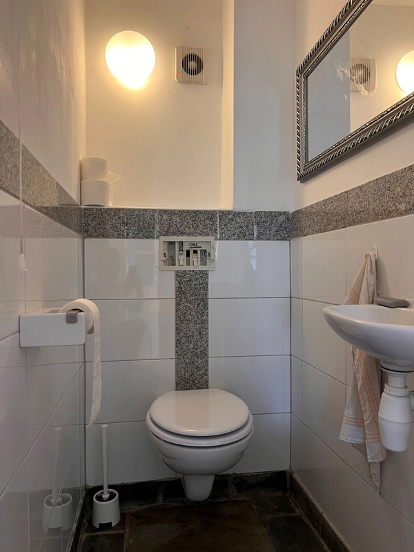 House Image 3