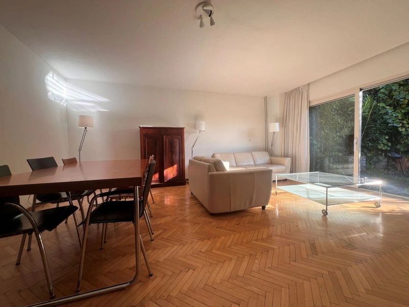 House Image 4