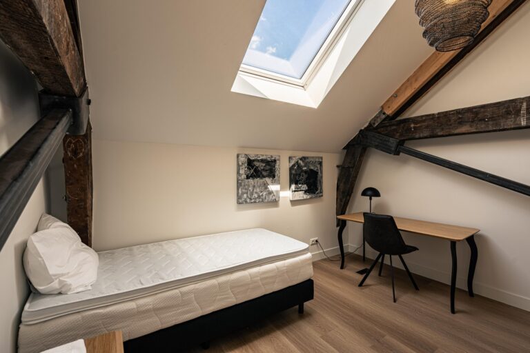 House Image 4