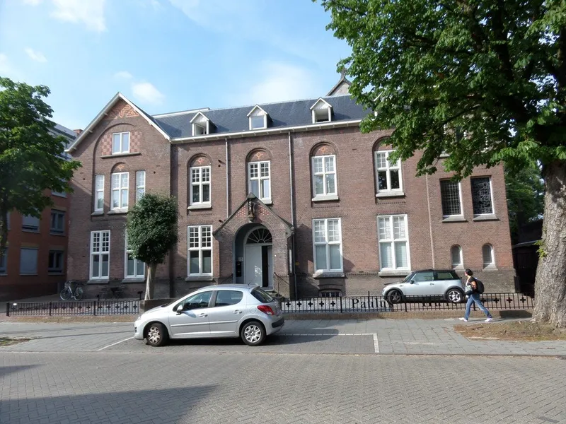 House Image 3