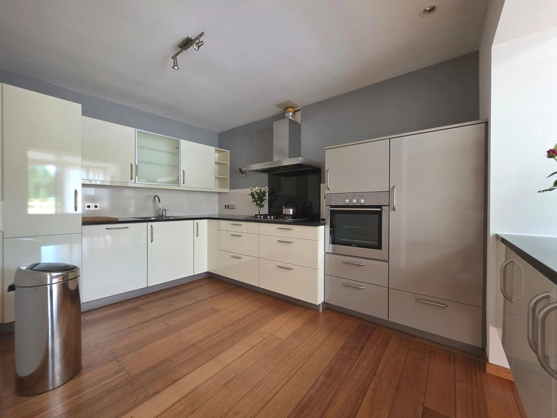 House Image 3