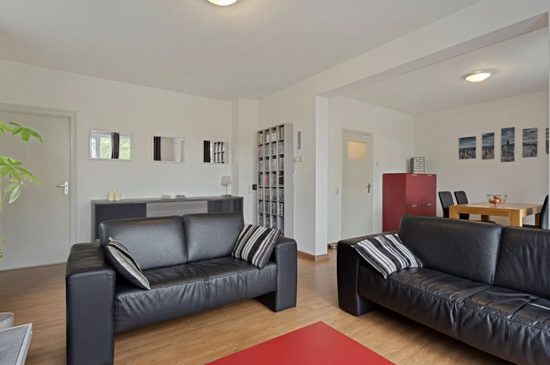 House Image 5