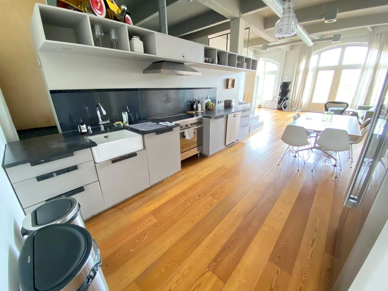 House Image 3