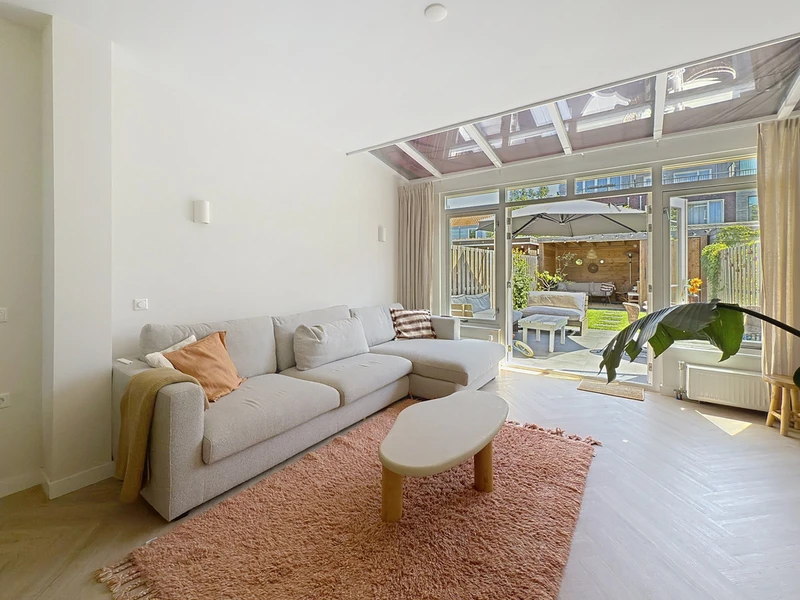 House Image 4