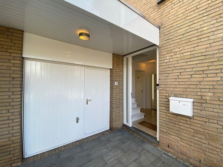 House Image 3
