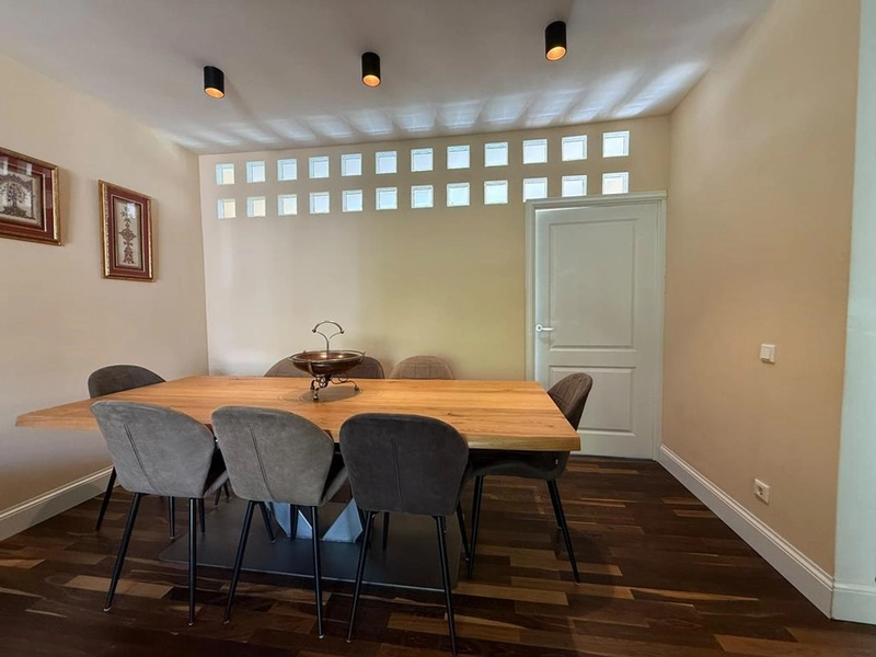 House Image 3