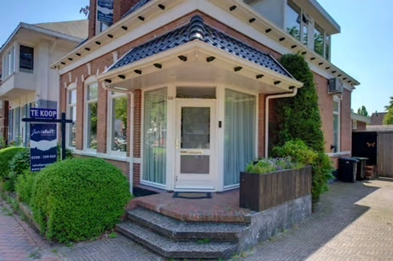 House Image 4