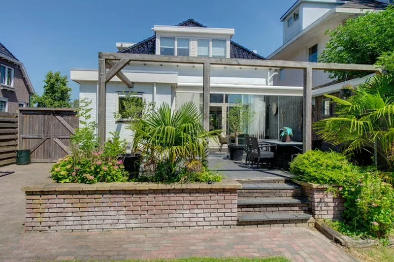 House Exterior