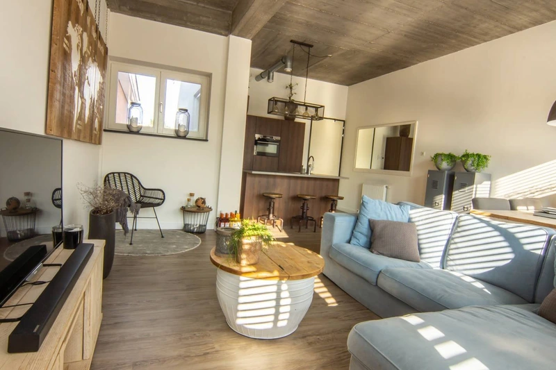 House Image 4