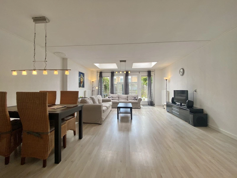 House Image 5