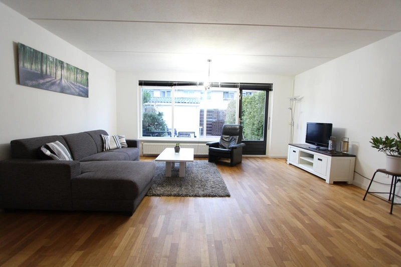 House Image 5