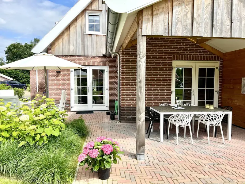 House Image 4