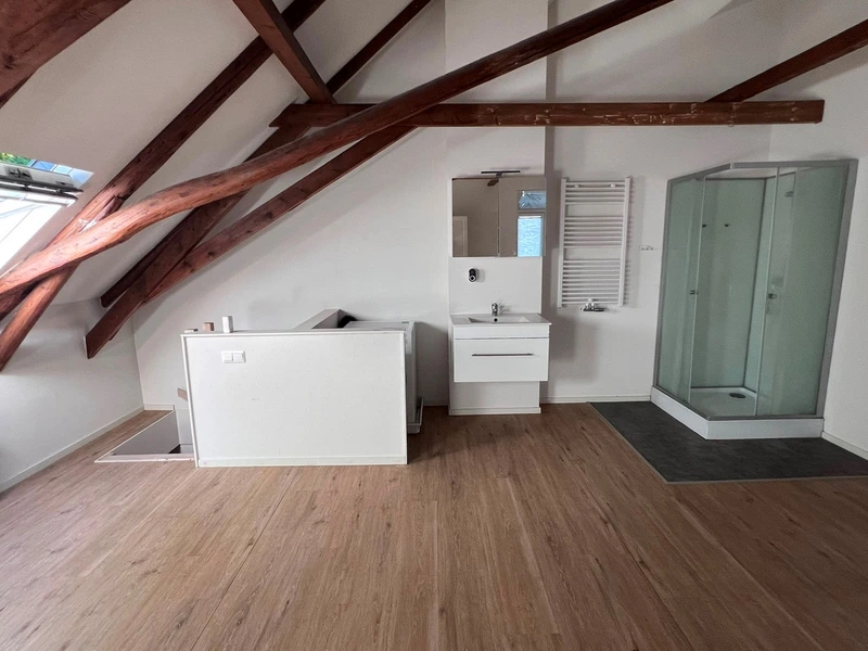 House Image 5