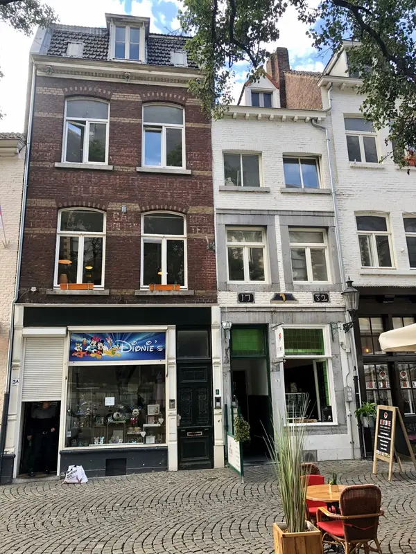 recent house