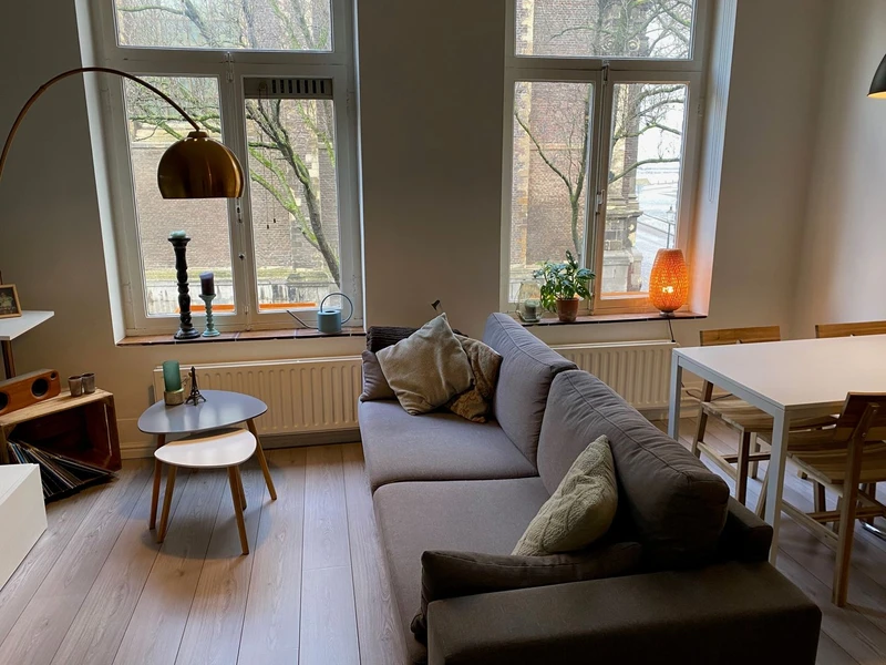 House Image 4