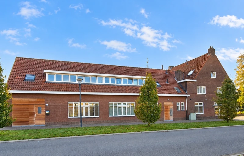 House Image 4