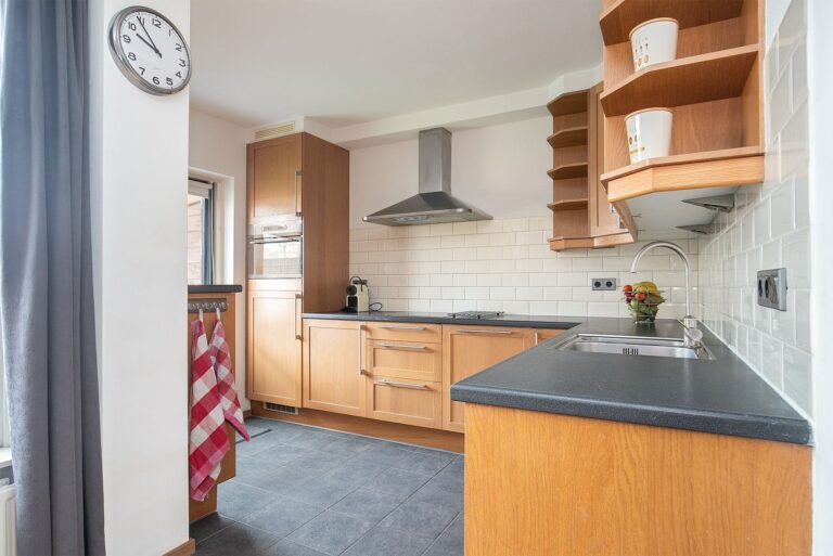 House Image 5
