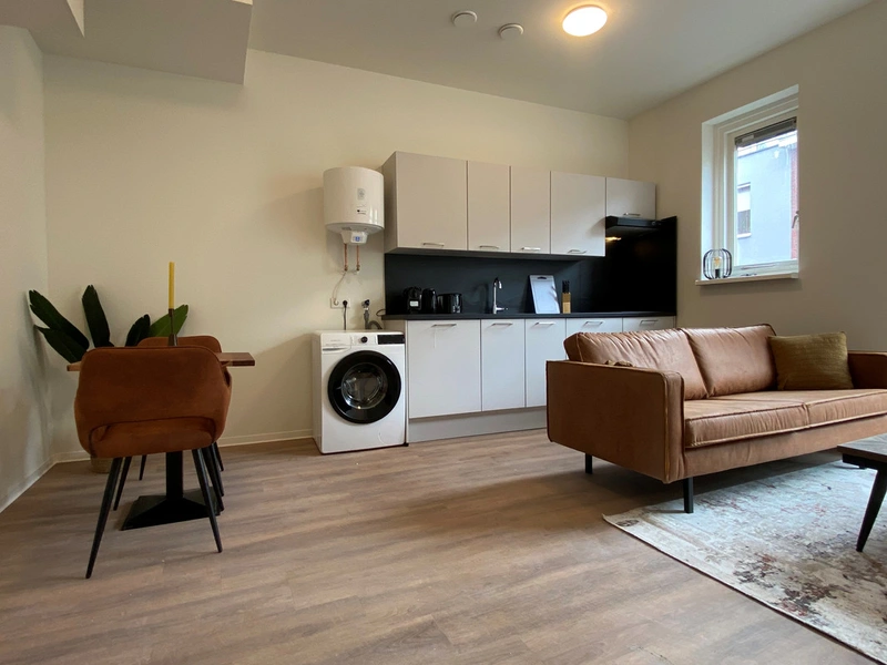 House Image 3