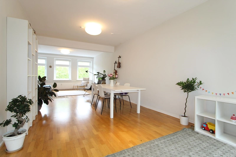 House Image 5
