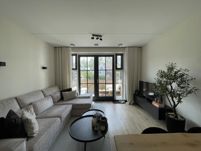 House Image 4