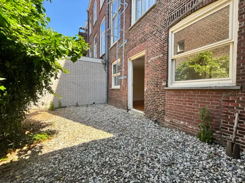 House Image 4