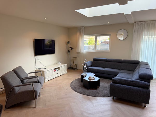 House Image 5