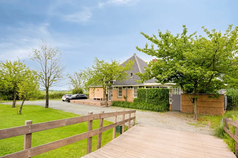 House Image 3