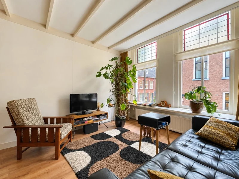 House Image 5