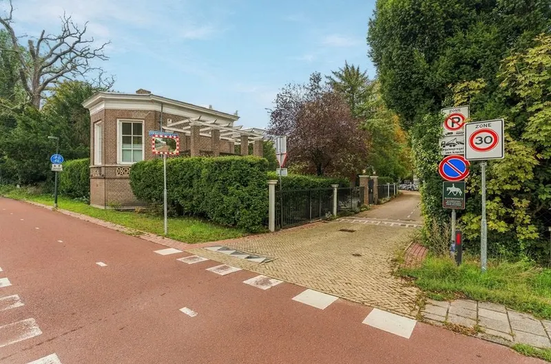 House Image 3