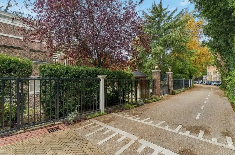 House Image 4