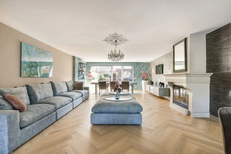 recent house