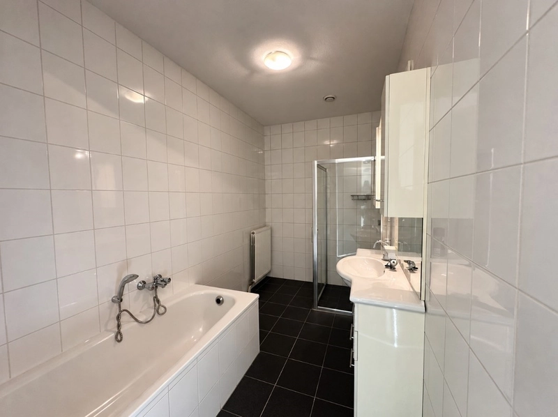 House Image 4