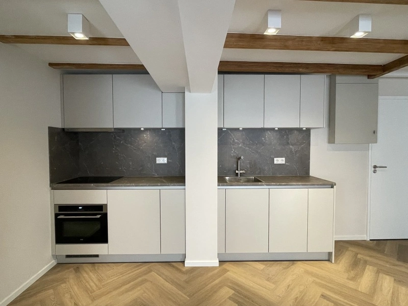 House Image 5
