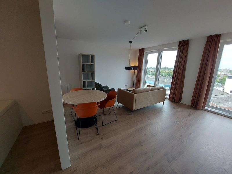 House Image 5