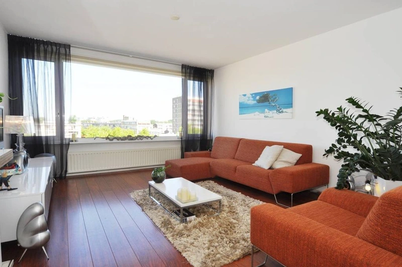 House Image 3