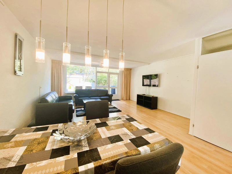 House Image 4
