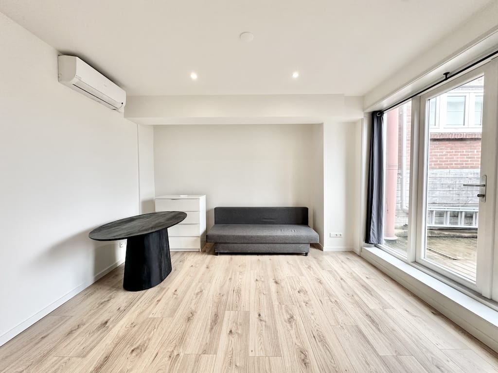 House Image 4