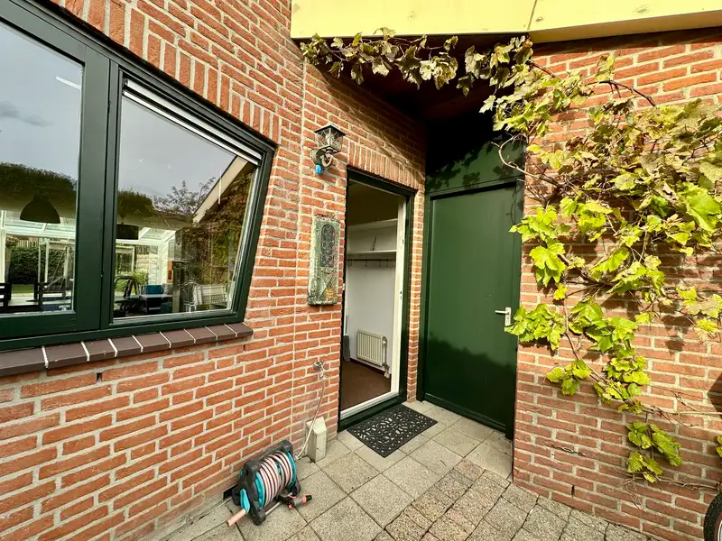 House Image 5