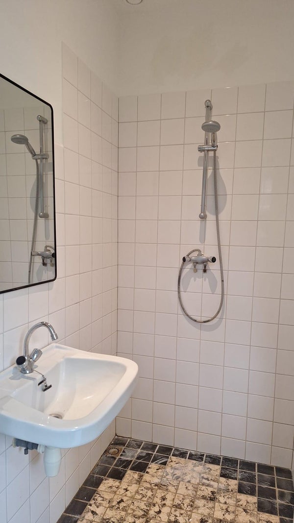 House Image 5