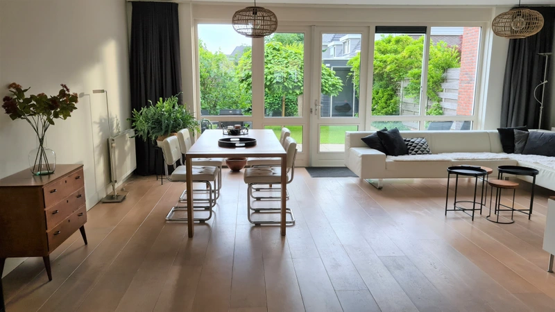 House Image 5