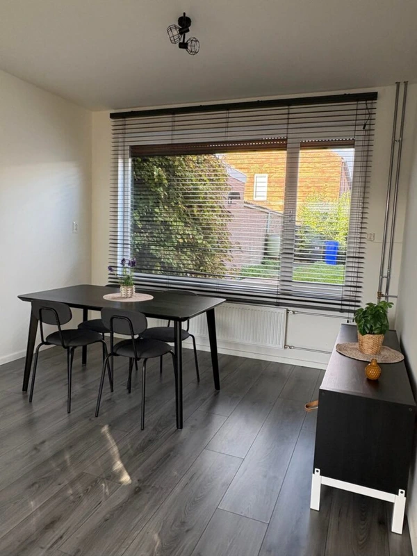 House Image 4