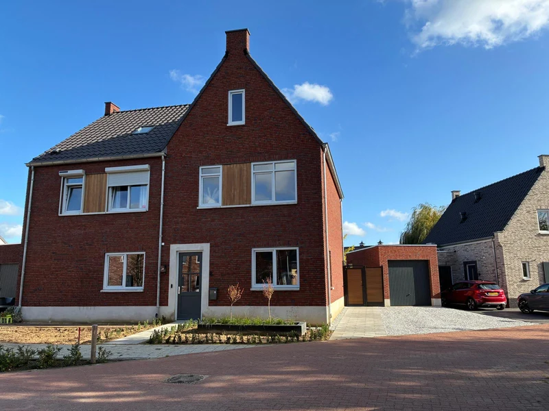 recent house