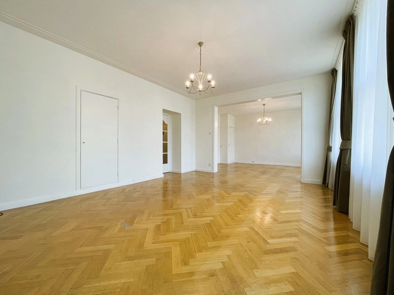 House Image 4