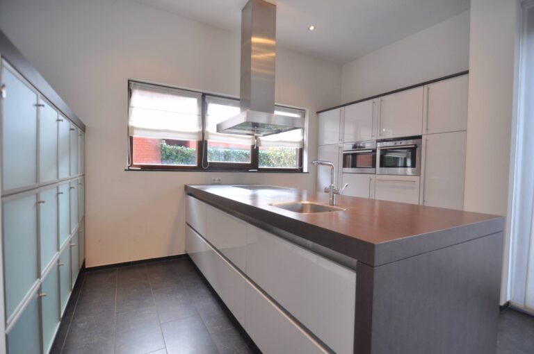 House Image 5