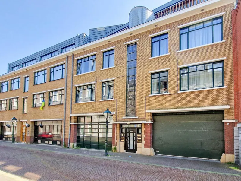 House Exterior